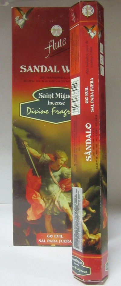 Embalagem de incenso de sândalo com imagem de anjo e texto em inglês e espanhol