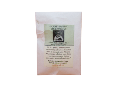 Pacote de incenso sagrado de São Cipriano com rótulo em português