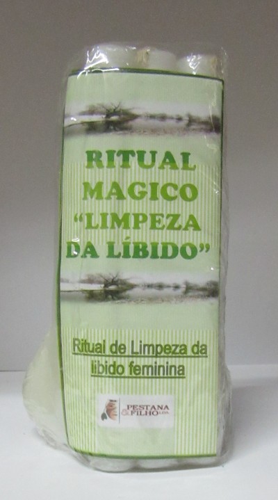 Pacote de produto com rótulo verde com texto 