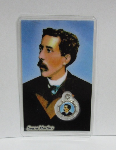 Cartão plástico com imagem de Sousa Martins e medalhão prateado