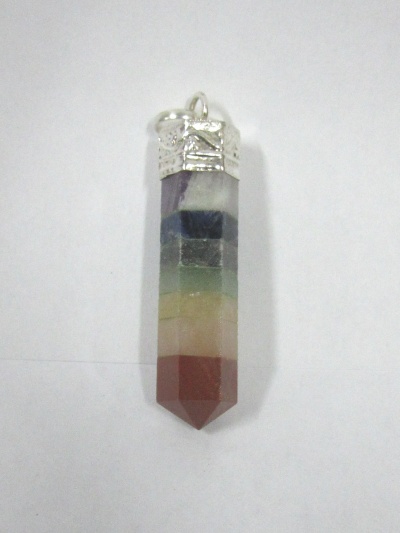 Pingente de septário colorido facetado com terminal prateado