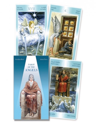 Cartas de tarô com anjos, incluindo 'La Estrella', '6 de Pentáculos' e 'Rei de Copas', e embalagem do baralho 'Tarot of the Angels'