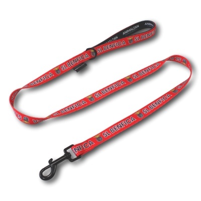 Trela vermelha para cão com texto SL BENFICA e emblema do clube