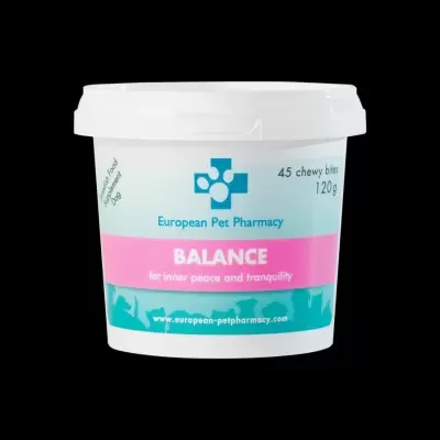 Recipiente branco de suplemento alimentar para cães com rótulo da European Pet Pharmacy