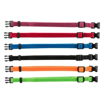 Coleiras ajustáveis de nylon em seis cores diferentes com fechos de plástico pretos