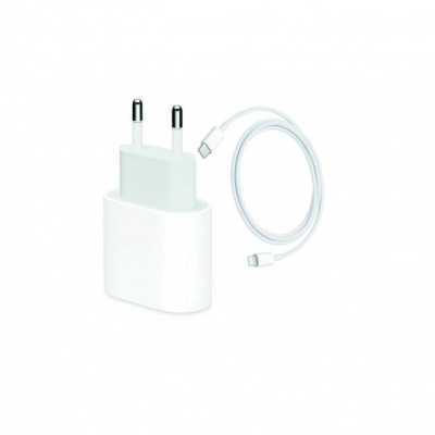 Carregador de parede branco com cabo USB branco conectado