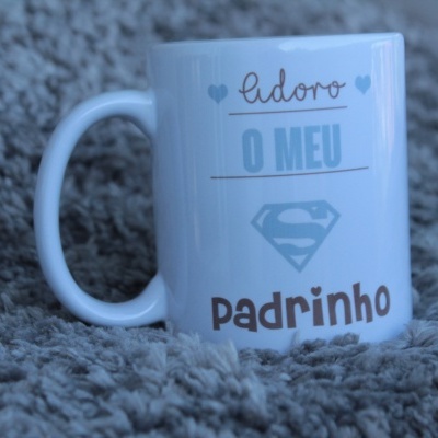 https://www.pimentarosalove.com/product/caneca-adoro-o-meu-super-padrinho