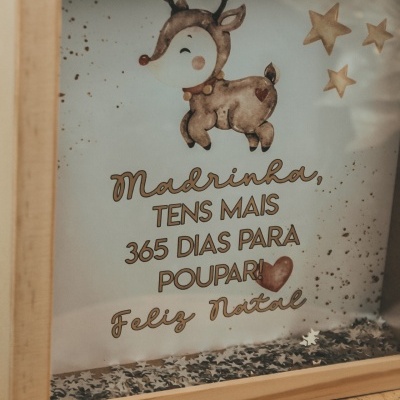 Caixa decorativa de Natal com veado e mensagem para madrinha