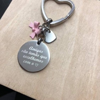 https://www.pimentarosalove.com/product/porta-chaves-amigas-sao-irmas