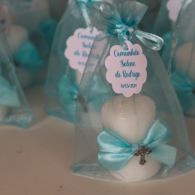 https://www.pimentarosalove.com/product/lembranca-vela-azul