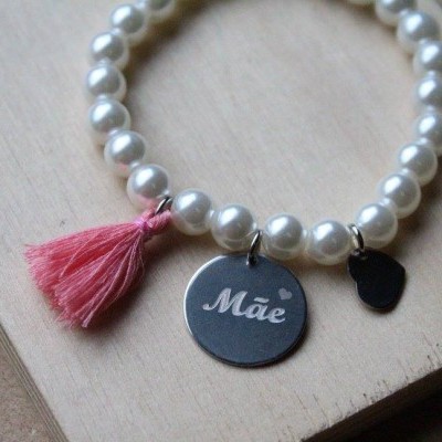 https://www.pimentarosalove.com/product/pulseira-perolas-mae