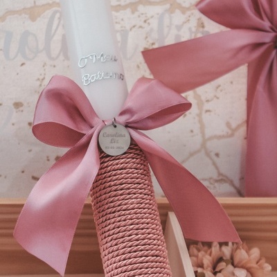 vela para batismo com base de corda rosa e laço rosa