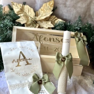 https://www.pimentarosalove.com/product/caixa-de-batismo-verde-com-dourado