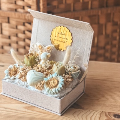 https://www.pimentarosalove.com/product/caixa-convite-velas-urso-tons-verde-azul