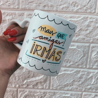 https://www.pimentarosalove.com/product/caneca-mais-do-que-amigas