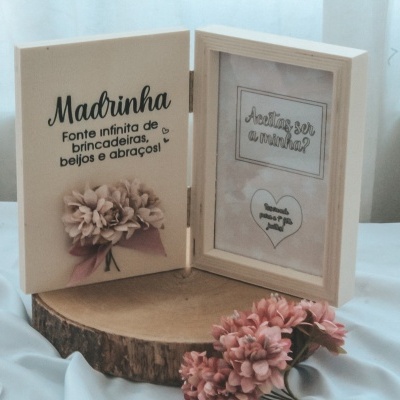 https://www.pimentarosalove.com/product/moldura-livro-pedido-madrinha