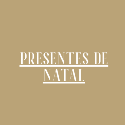 Texto 'PRESENTES DE NATAL' em branco sobre fundo bege