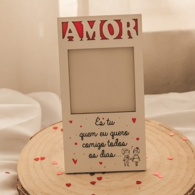https://www.pimentarosalove.com/product/moldura-amor