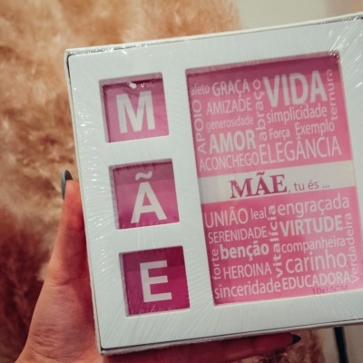 https://www.pimentarosalove.com/product/moldura-mae