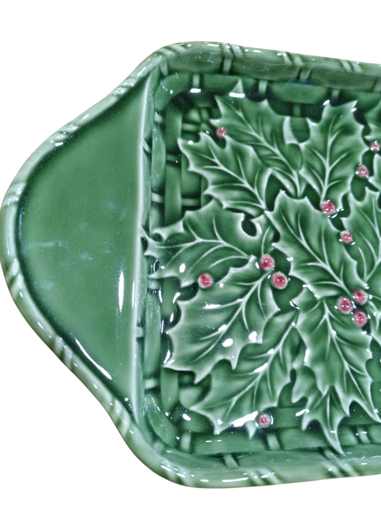 Torteira Azevinho - Coleção Azevinho - Bordallo Pinheiro Prato cerâmico verde com relevo de folhas e frutos de azevinho