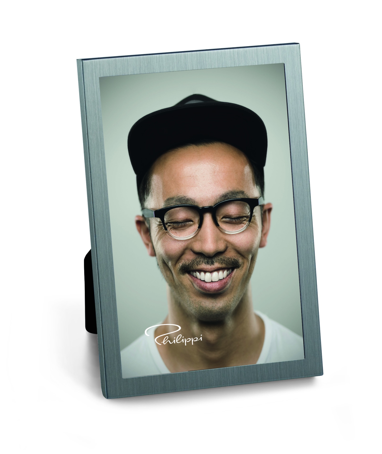 Philippi - Moldura David Moldura fotográfica metálica com retrato de homem de óculos e boné preto