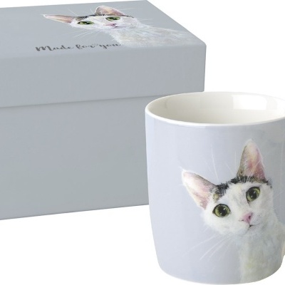 https://www.pinheirobravo.pt/product/caixa-com-caneca-de-porcelana-do-gato-300ml-o8-5x9-5-cm-ihr