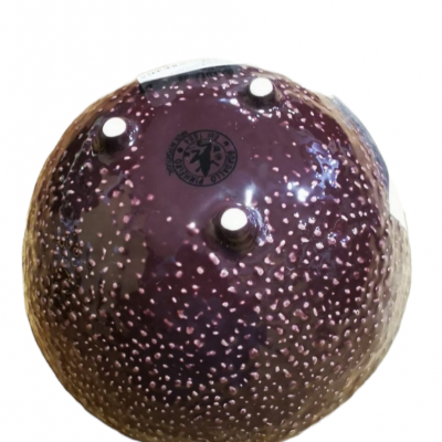 Cúpula de vidro roxa texturizada com selo e três suportes brancos