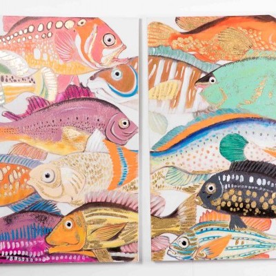 Duas telas decorativas com ilustrações coloridas de peixes