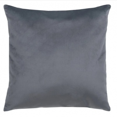 https://www.pinheirobravo.pt/product/almofada-em-veludo-cinza-60x60