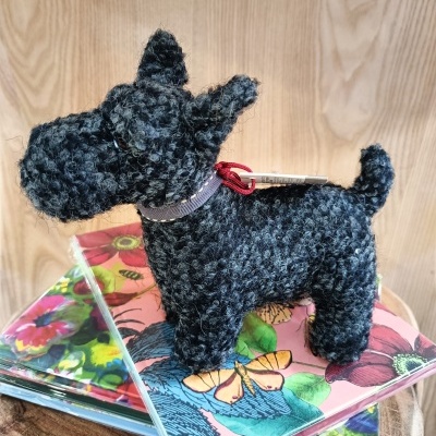 https://www.pinheirobravo.pt/product/pisa-papeis-mac-scottie-terrier