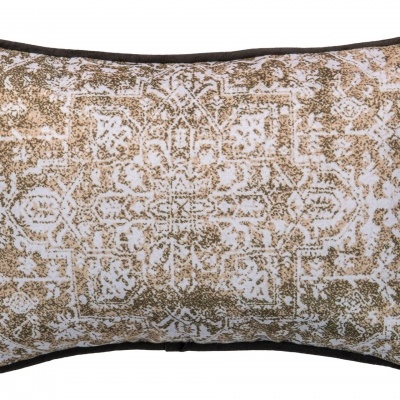 https://www.pinheirobravo.pt/product/almofada-rectangular-veludo-kilim-mostarda-45x30-dupla-face