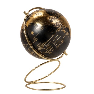 https://www.pinheirobravo.pt/product/globo-preto-e-dourado