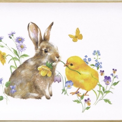 https://www.pinheirobravo.pt/product/tabuleiro-pequeno-retangular-de-madeira-coelhinho-e-pintainho-nas-flores-19-5-x-13-x-1-5-cm-ihr