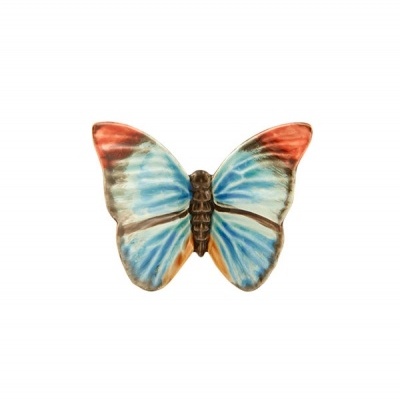 https://www.pinheirobravo.pt/product/bordallo-pinheiro-peca-de-parede-12-borboleta-cloudy-butterflies-claudia-schiffer