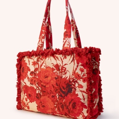 https://www.pinheirobravo.pt/product/tote-bag-franjas-rouge-blooms-powder