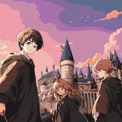 Imagem de três personagens com capas e varinhas em frente a castelo com torres em céu colorido.