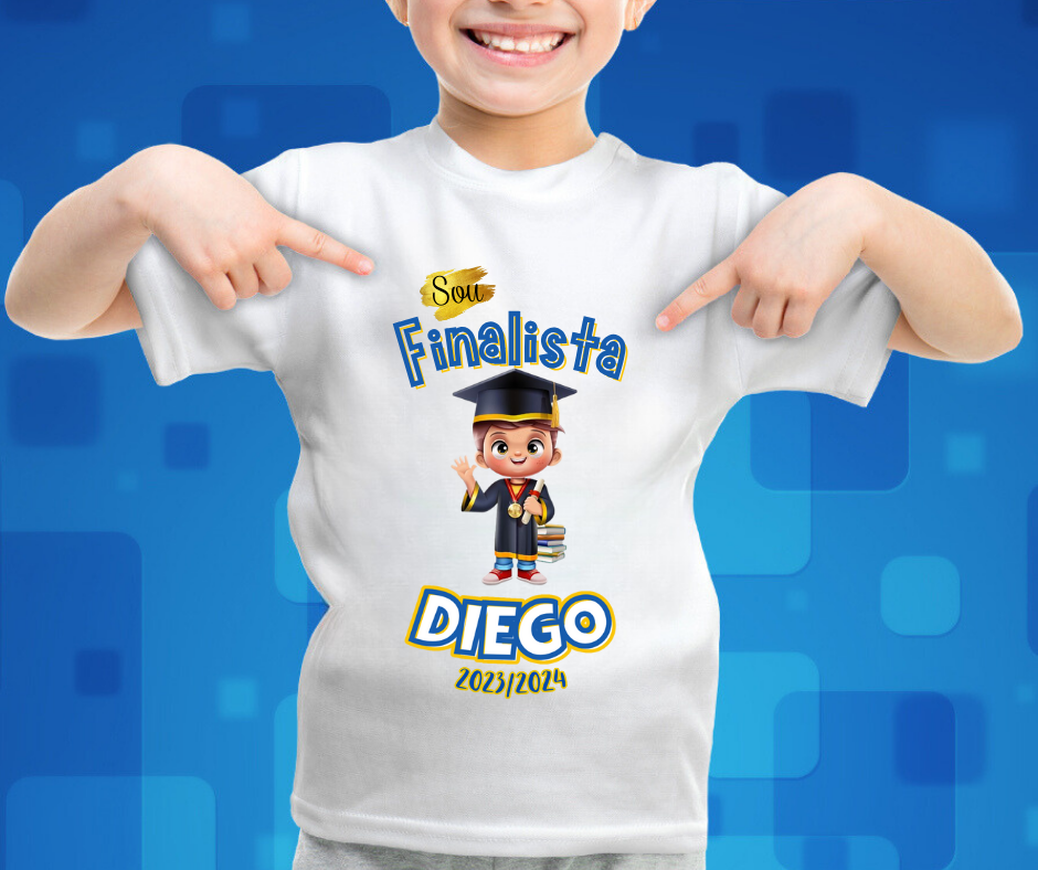 Camisola branca com estampa finalista para criança