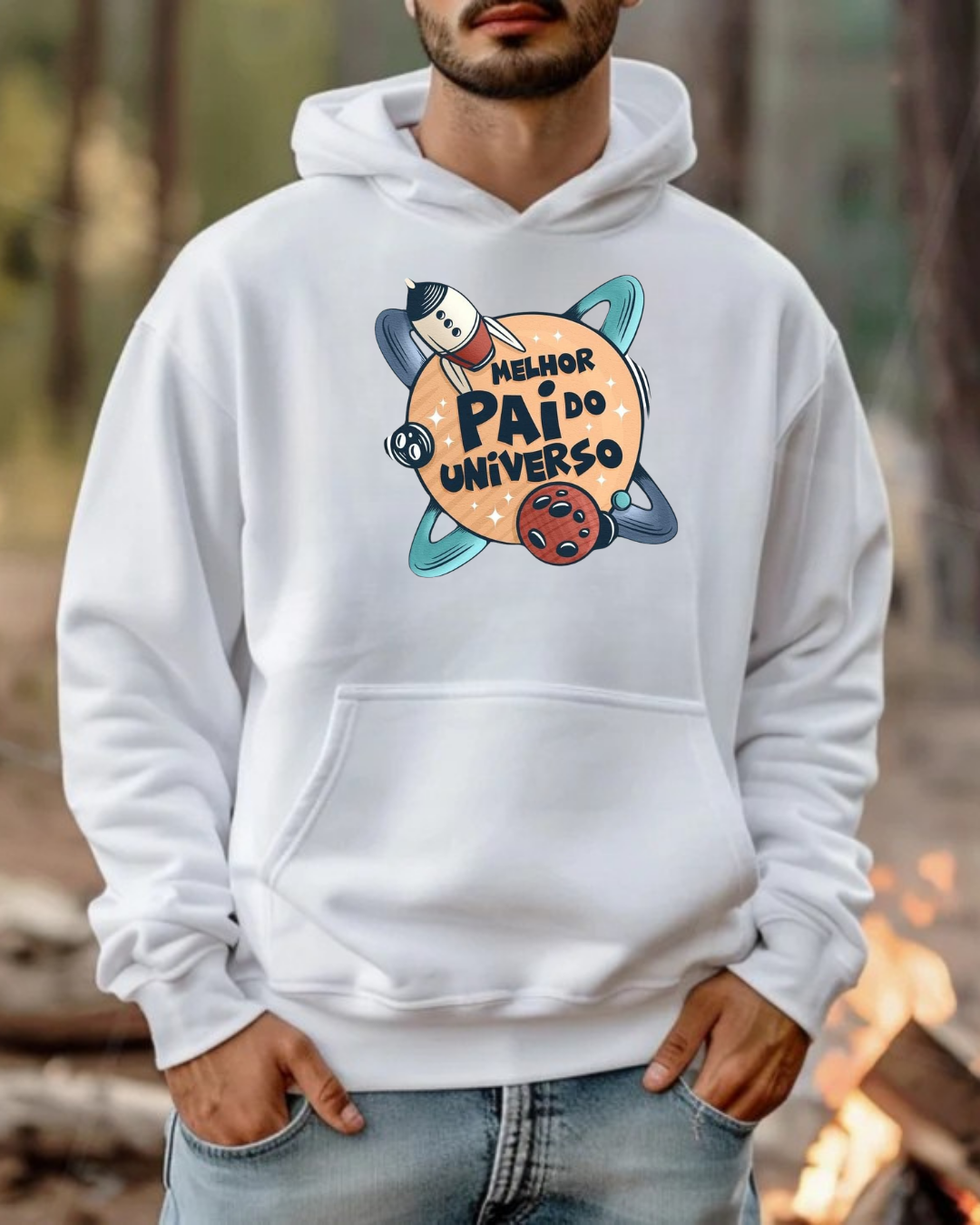 Sweatshirt branco com gráfico e texto 'MELHOR PAI DO UNIVERSO'