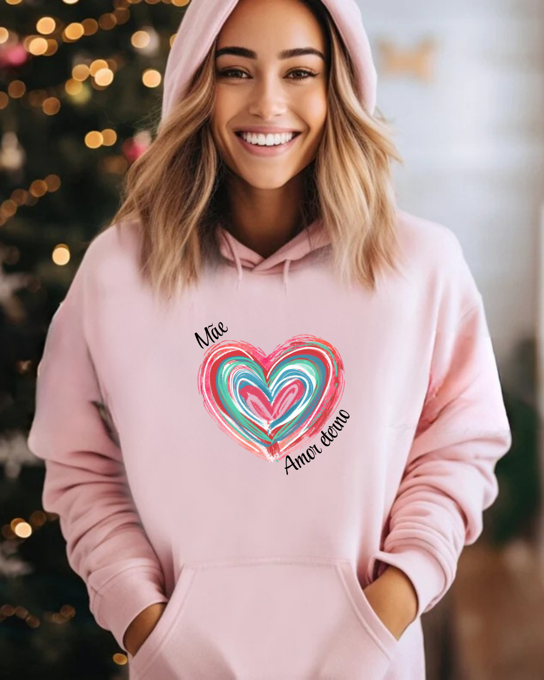 Sweatshirt rosa claro com capuz e estampa de coração colorido com texto Mãe Amor eterno
