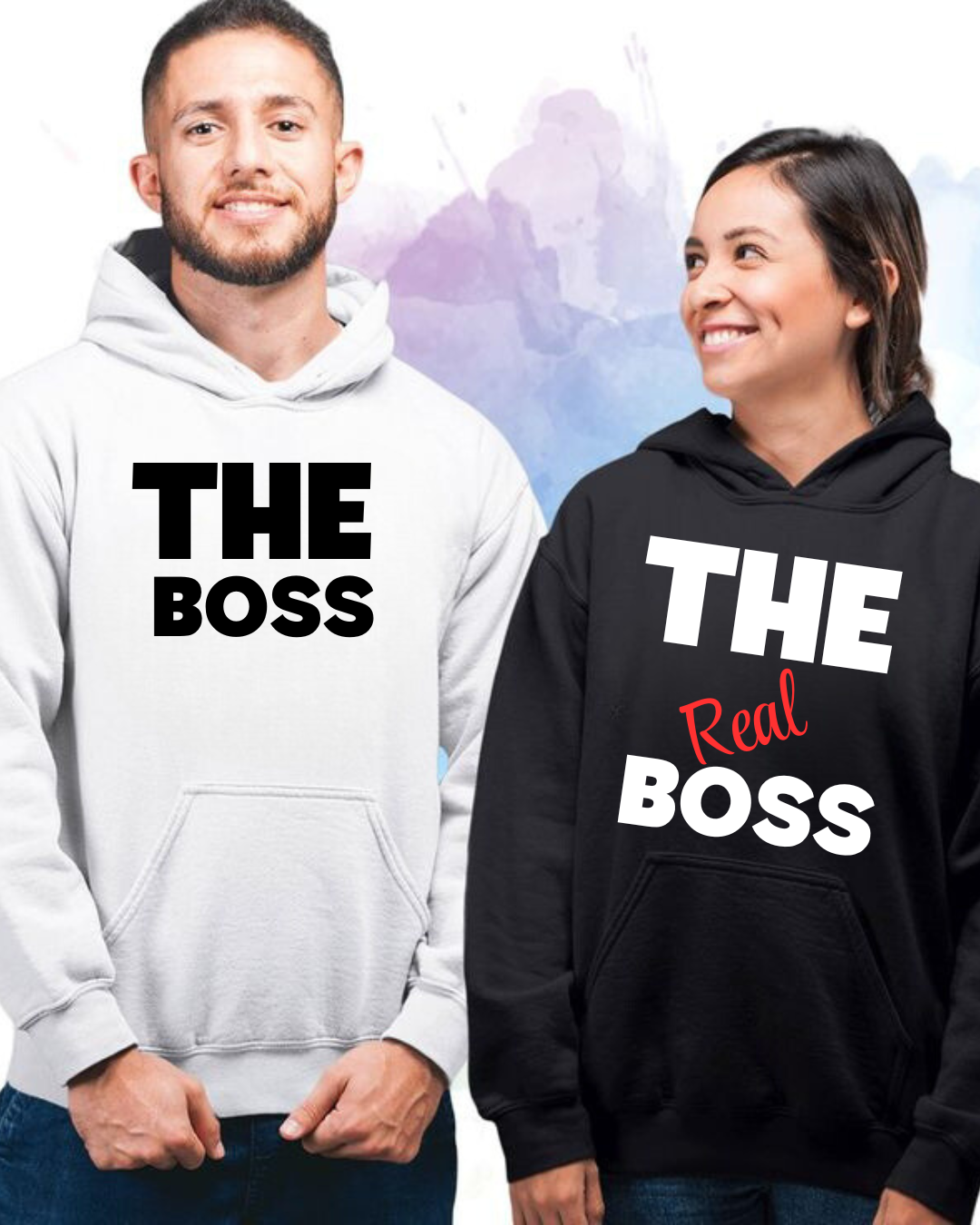 Duas pessoas com sweatshirts com capuz, uma branca com texto 