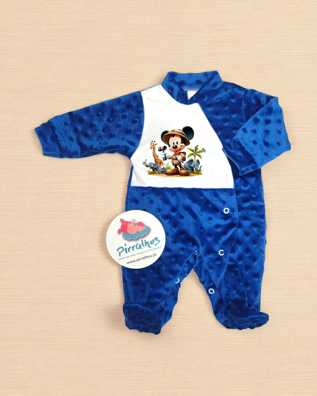 Macacão de bebé azul com estampa do Mickey aventureiro