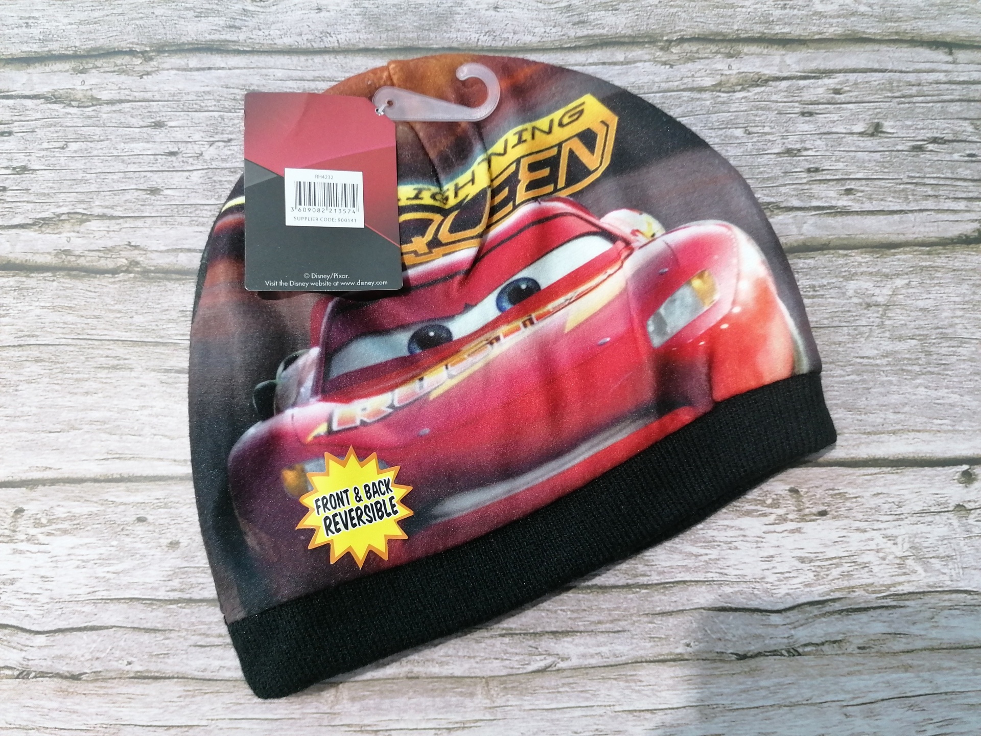 Gorro infantil com estampa do personagem Relâmpago McQueen, vermelho e preto, reversível