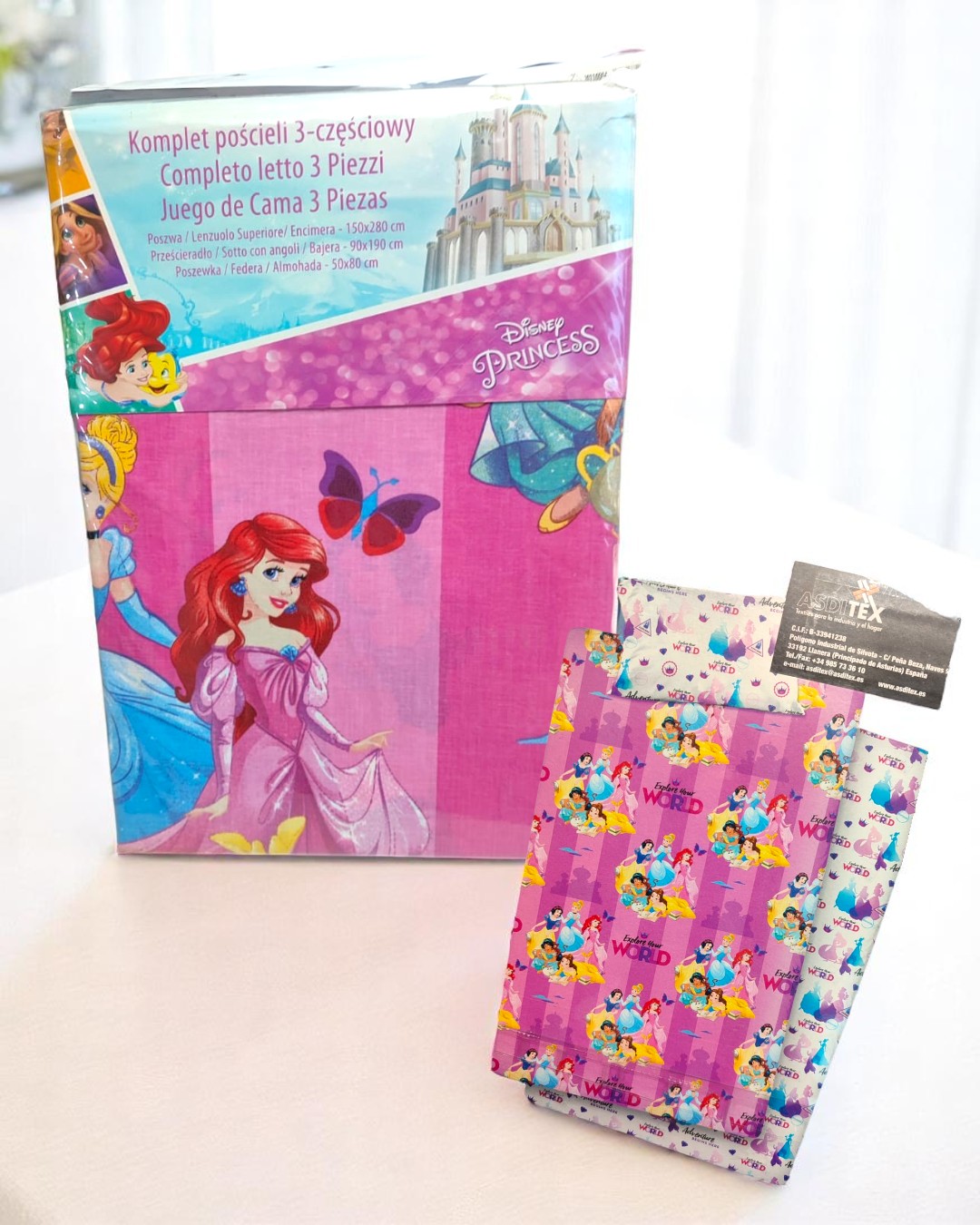 Jogo de cama infantil Disney Princess em embalagem transparente com estampas cor-de-rosa e lilás