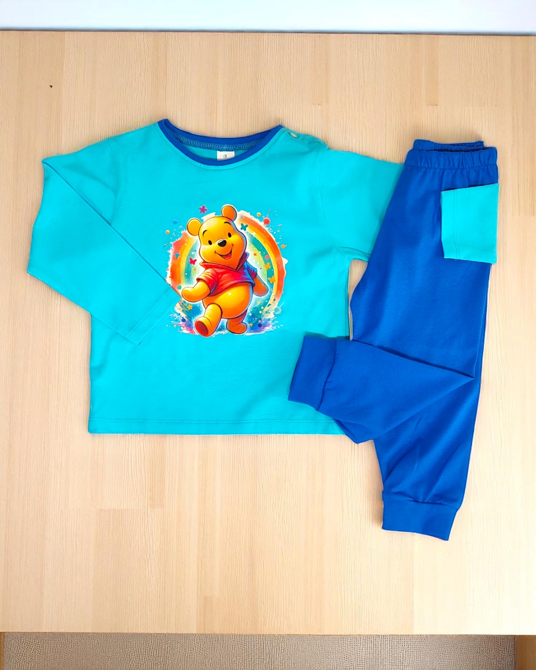 Conjunto infantil azul com Ursinho Pooh