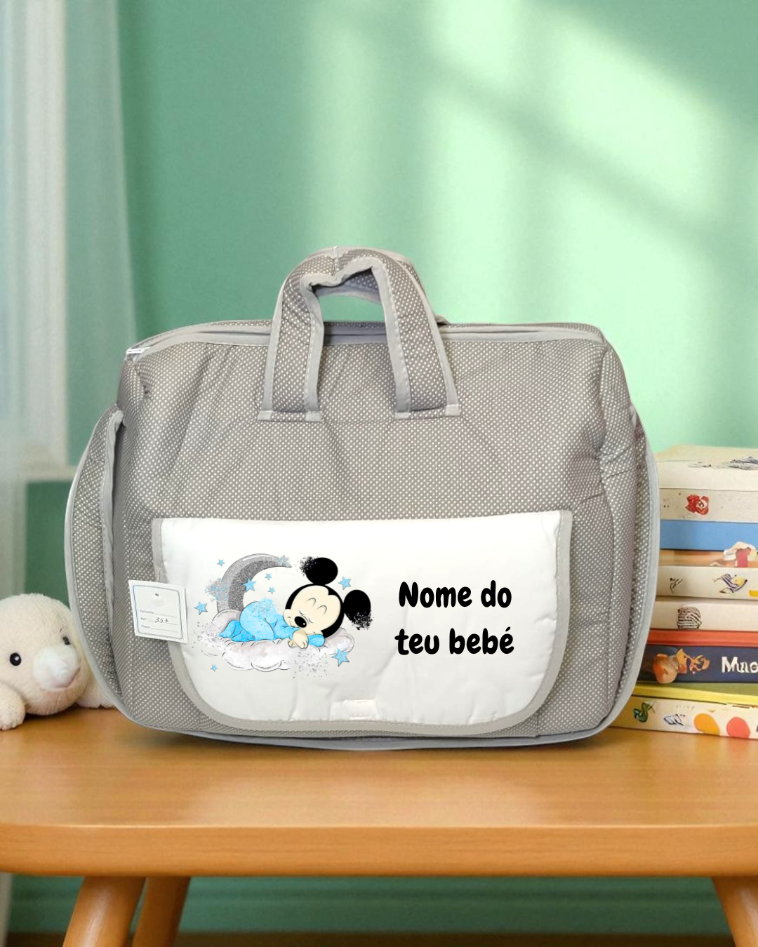 Mala cinza para bebé com bolso frontal branco e personagem Mickey Mouse