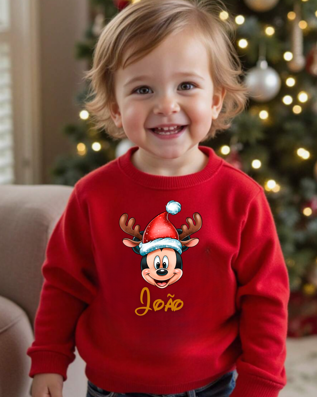 Camisola vermelha infantil com estampa do Mickey Mouse natalício e nome João