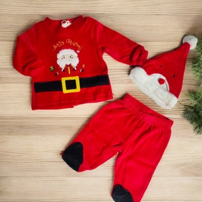 Conjunto de criança vermelho com camisola, calças e gorro de Pai Natal.