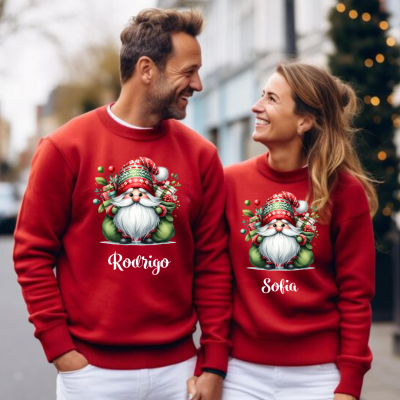 Casal de sweatshirt vermelha com estampa de Papai Noel e nomes personalizados