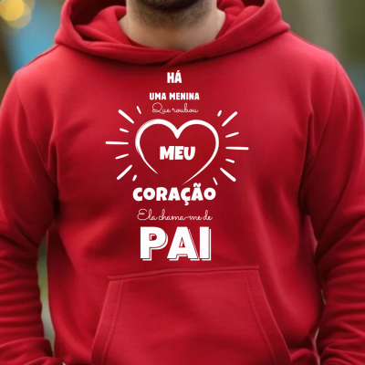 Sweatshirt vermelha com mensagem branca impressa e capuz