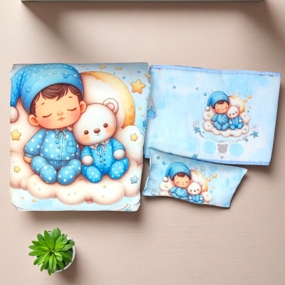 Conjunto de roupa de cama para bebé com padrão azul e ilustração de criança e ursinho numa nuvem